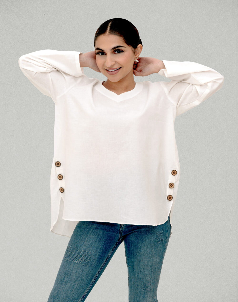 Herbal Dyed Organic Sun white V neck freestyle top