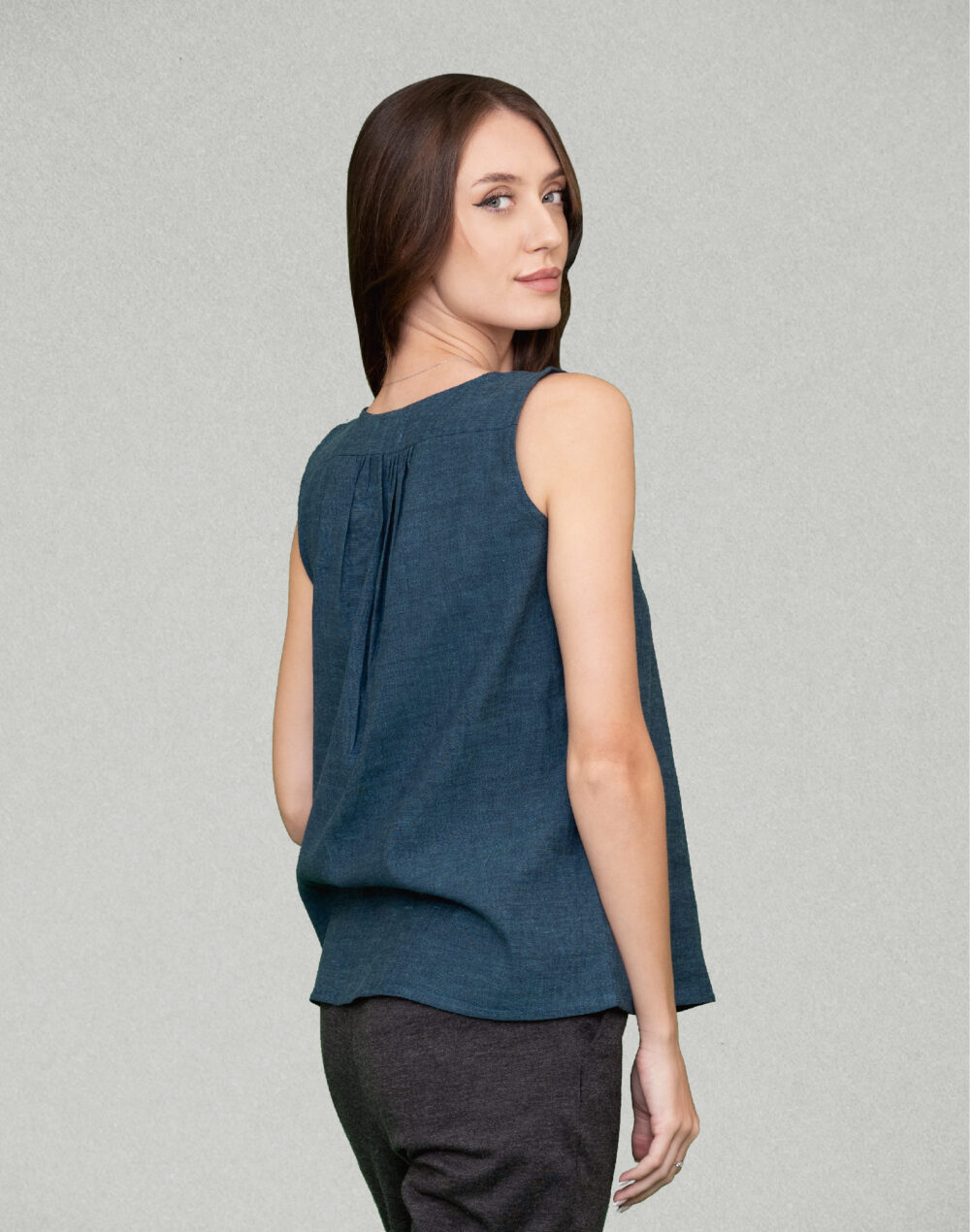 Yarn Dyed Organic Blue round neck  sleeveless top - Image 3