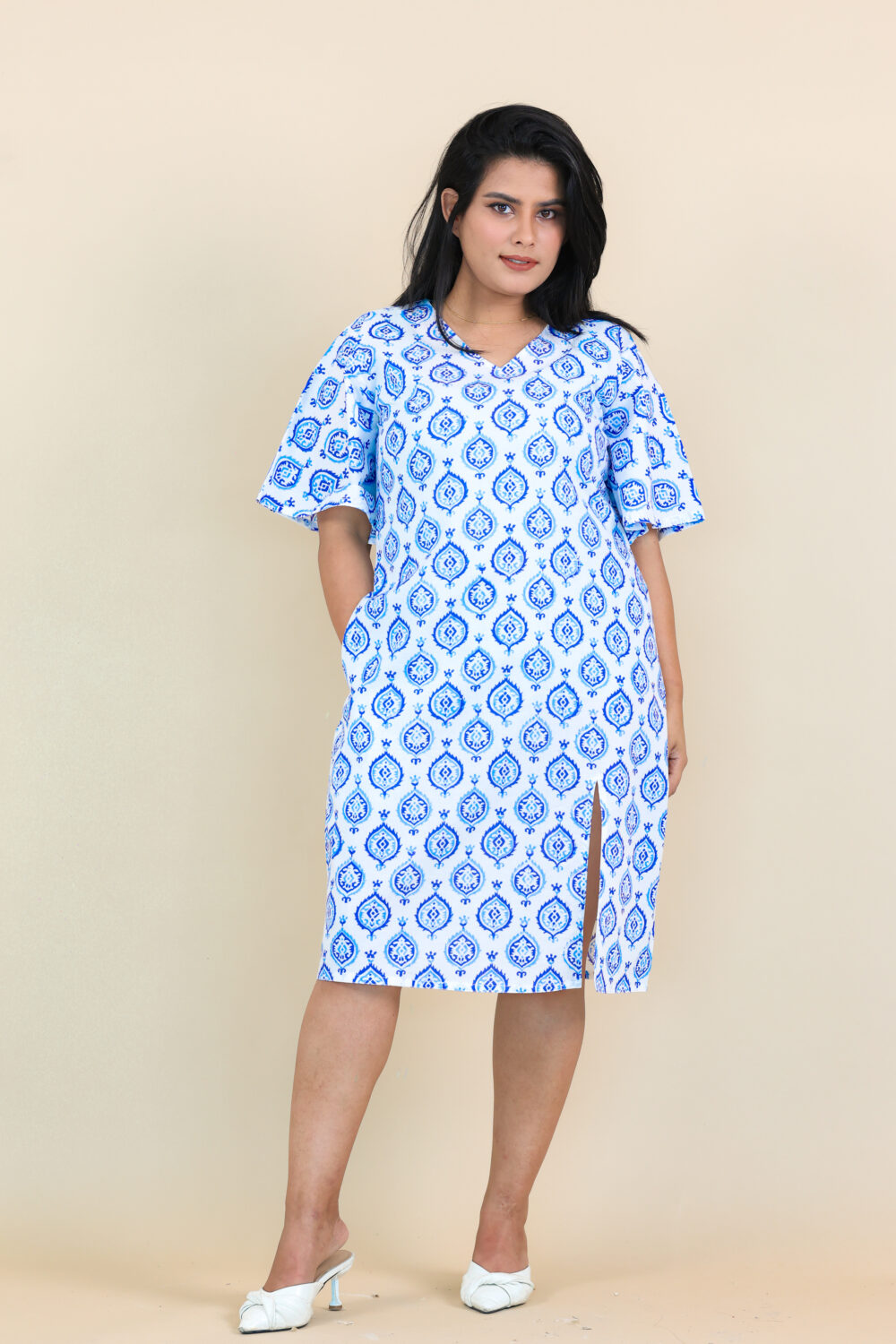 Blue white block printed dress - Image 3
